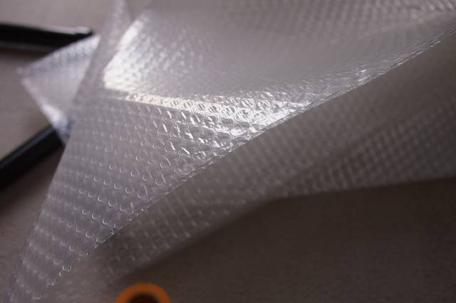 断熱プチプチ気泡緩衝材